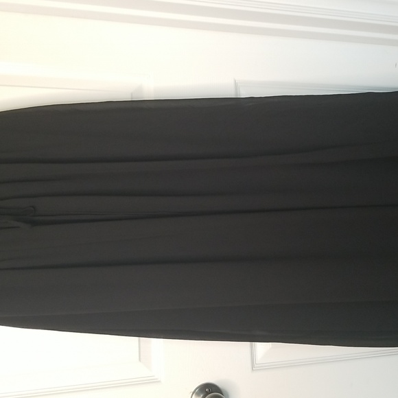 Azazie Hoya Black Sleevless Maxi Dress - Picture 3 of 16